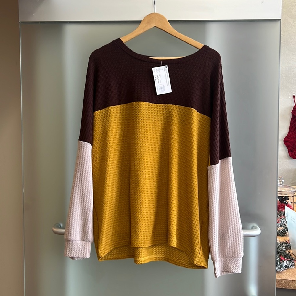Tri color sweater